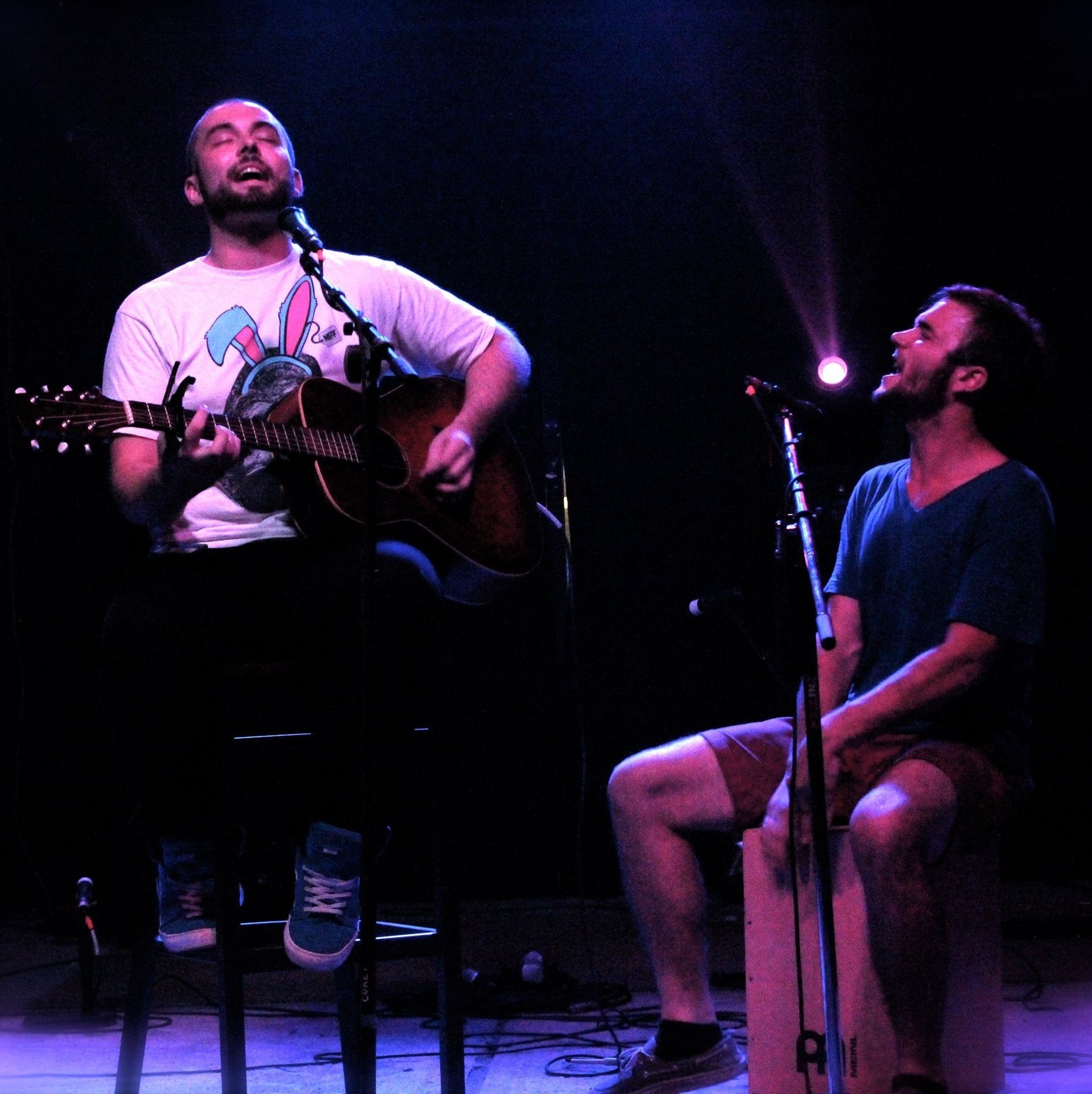 Jon Bailey on stage, ReverbNation photo